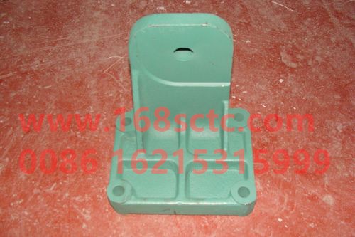 1001032-29D-FAW-Front suspension bracket right-XiChaiFaDongJiCA6SL1-24