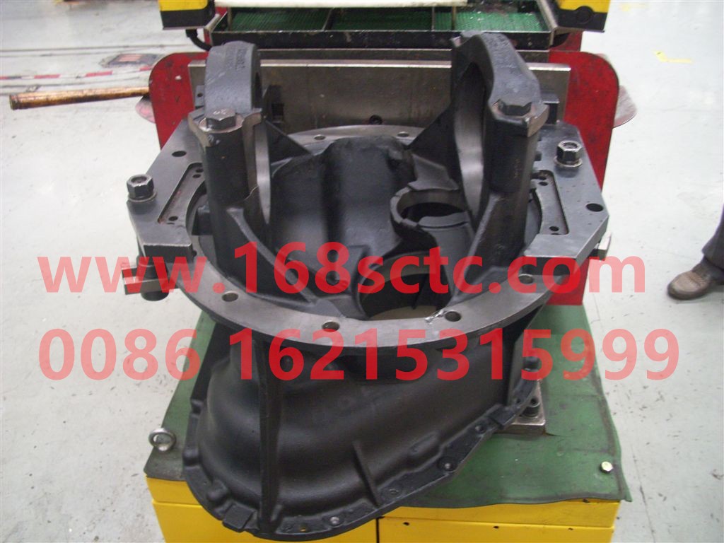 711-35301-6109-SINOTRUK HOWO-Main reducer housing with bearing cover, middle bridge with differential lock-ZhongQiZhongQiaoMCY13