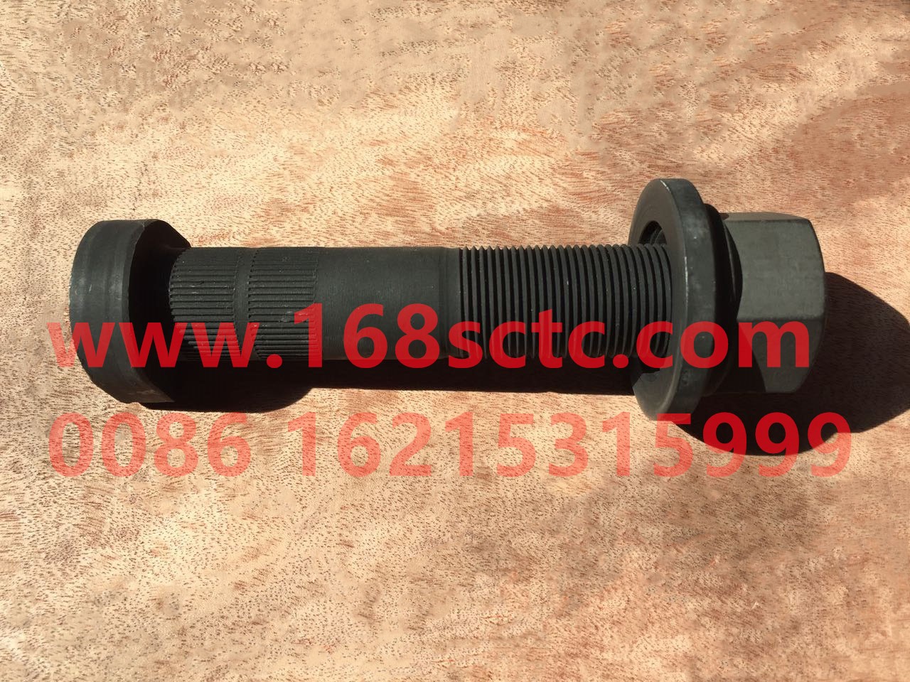 81.45501.0083-SHACMAN-rear wheel boltswith nuttotal length M22x118-DeLongF3000 2009Kuan