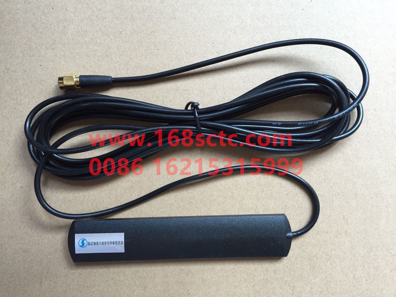 DZ95189586523-SHACMAN-GPRS antenna 3 meters-DeLongF3000 2015Kuan