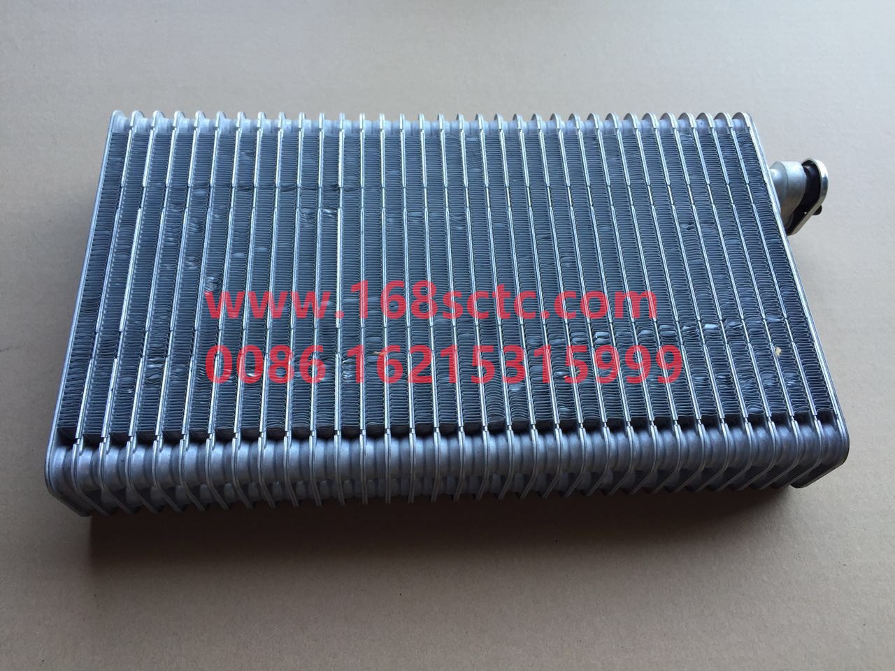 DZ15221840701-SHACMAN-Evaporator assembly-DeLongXinM3000 2013Kuan