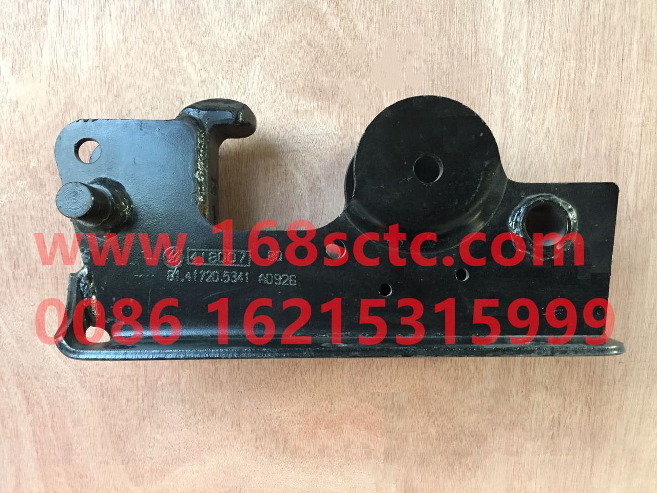 Flip shaft left support assembly