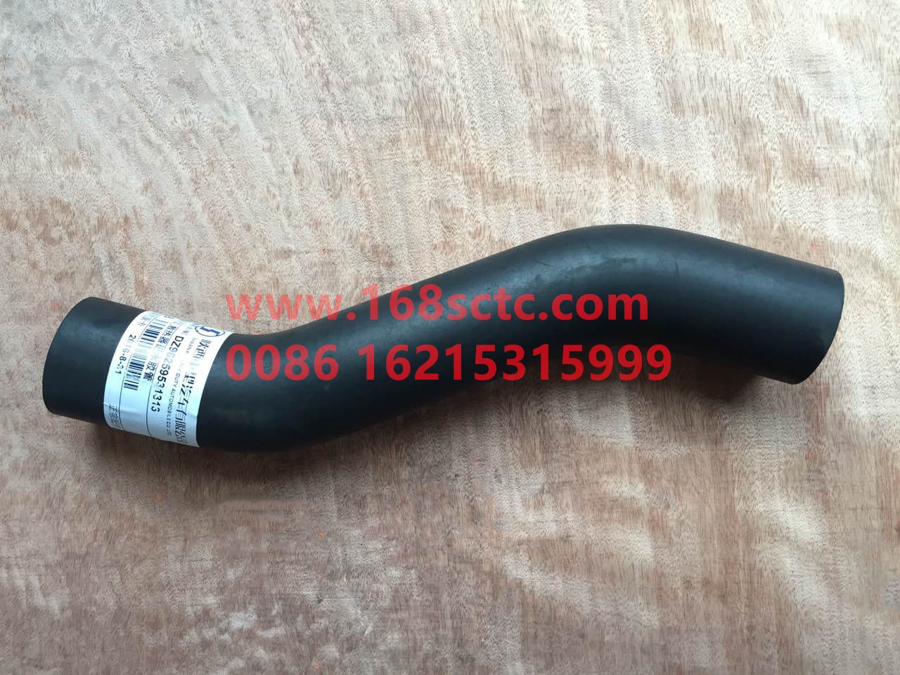 DZ96259531313-SHACMAN-Radiator water inlet hose-DeLongXinM3000 2013Kuan