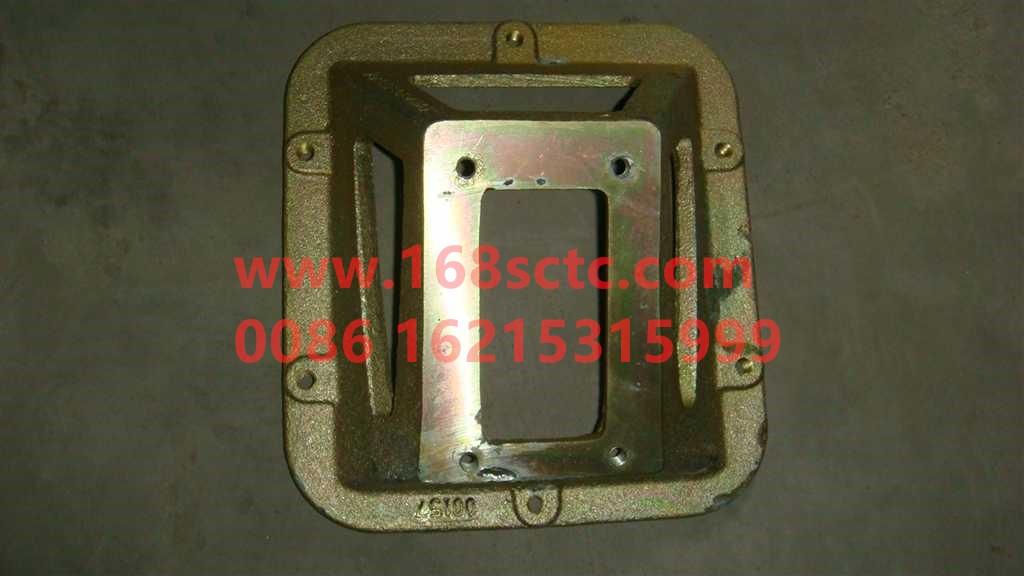 AZ9925240013-SINOTRUK HOWO-Manipulator connection block-HaoWoA7Kuan