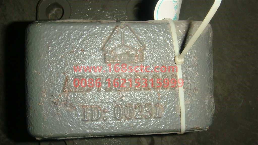 WG9750521003-OTHERS-Rear leaf spring rear bracket-KuangShanWang50