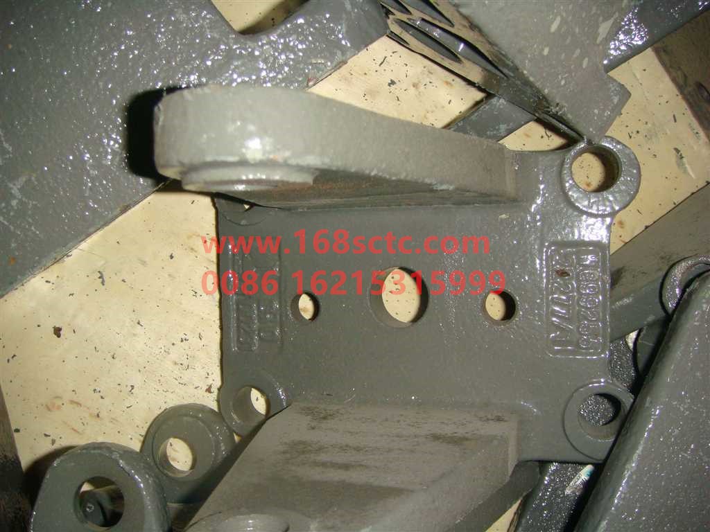 WG9925522277-SINOTRUK HOWO-Rear leaf spring bracket left rear-HaoWoA7Kuan