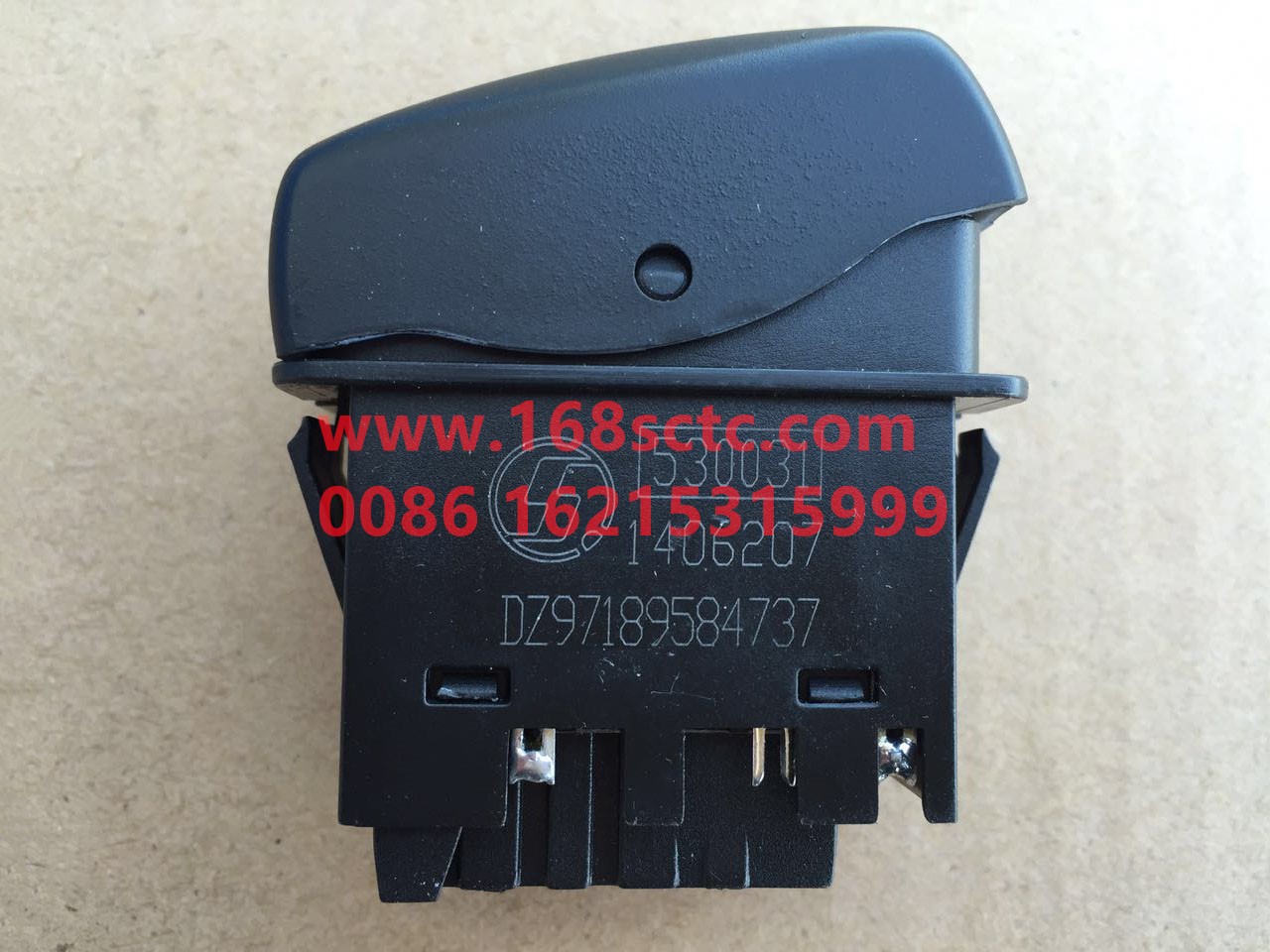 DZ97189584737-SHACMAN-Dual Fuel Tank Switch-DeLongX3000 2013Kuan