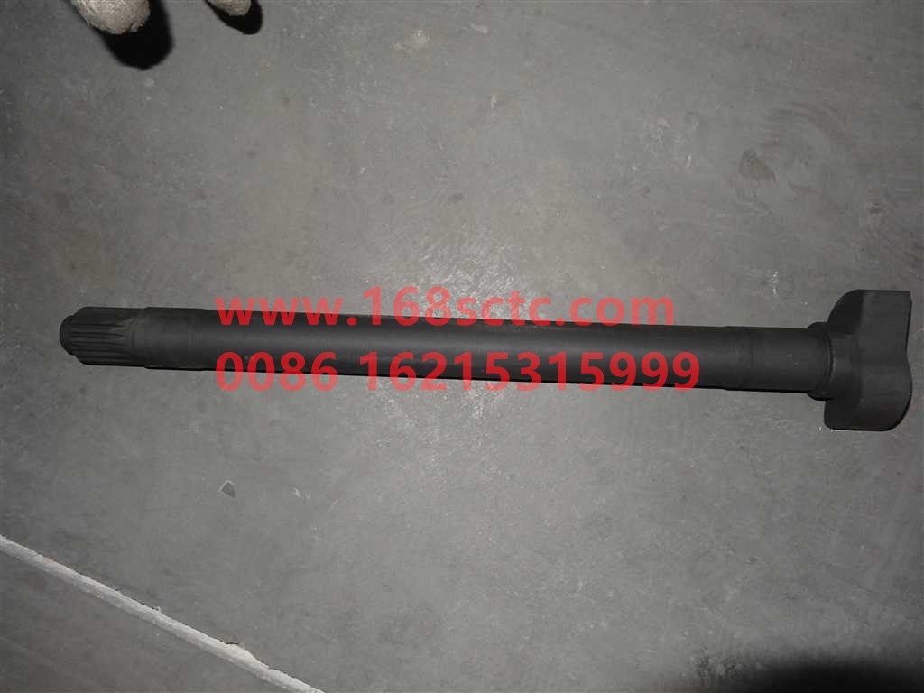 WG9981340327-SINOTRUK HOWO-Brake camshaft (reverse S, right when viewed from the front of the car)-ZhongQiAC16MinYongQiao