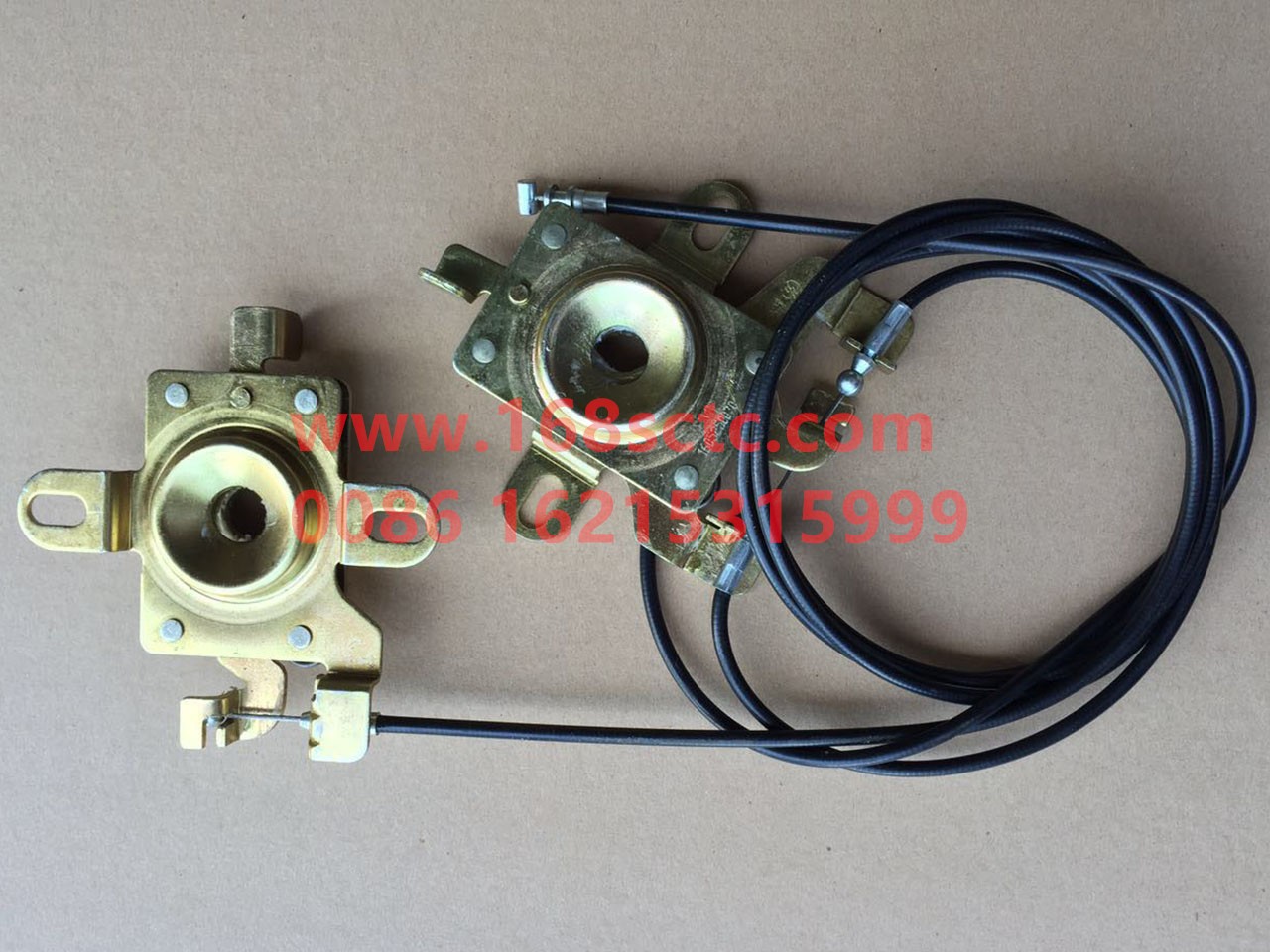 DZ14251110080-SHACMAN-Mask lock seat and pull rod assembly-DeLongX3000 2013Kuan