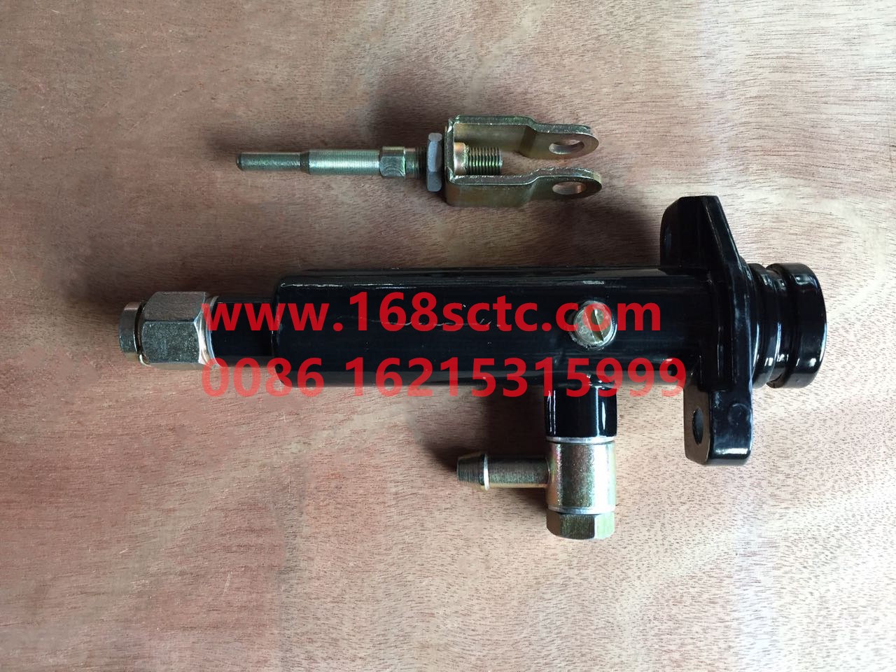 DZ91189230068-SHACMAN-clutch master cylinder-AoLong2013Kuan