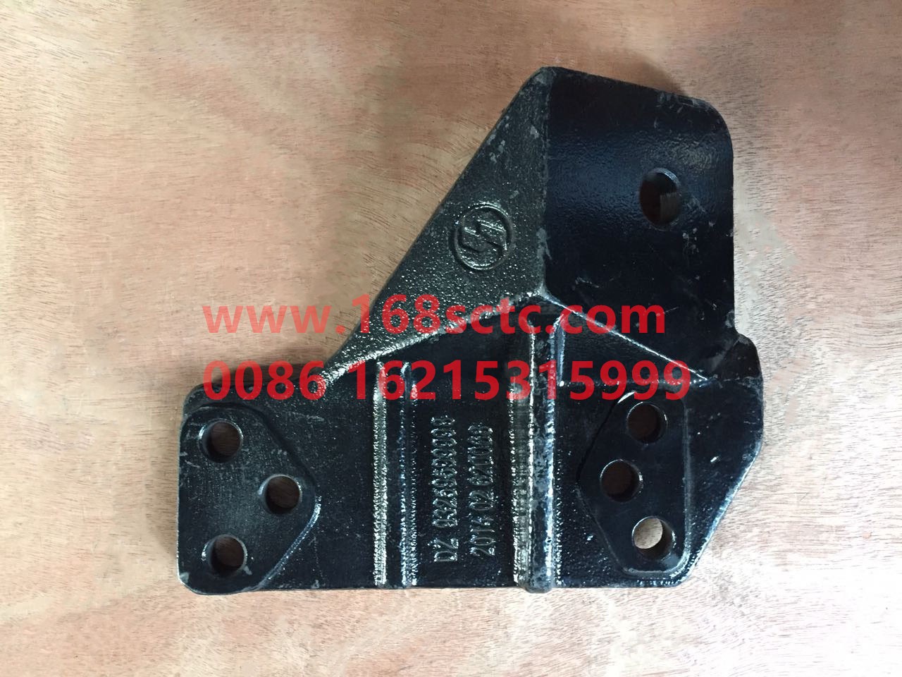 DZ93259599998-SHACMAN-engine mountright front-DeLongF2000 2015Kuan