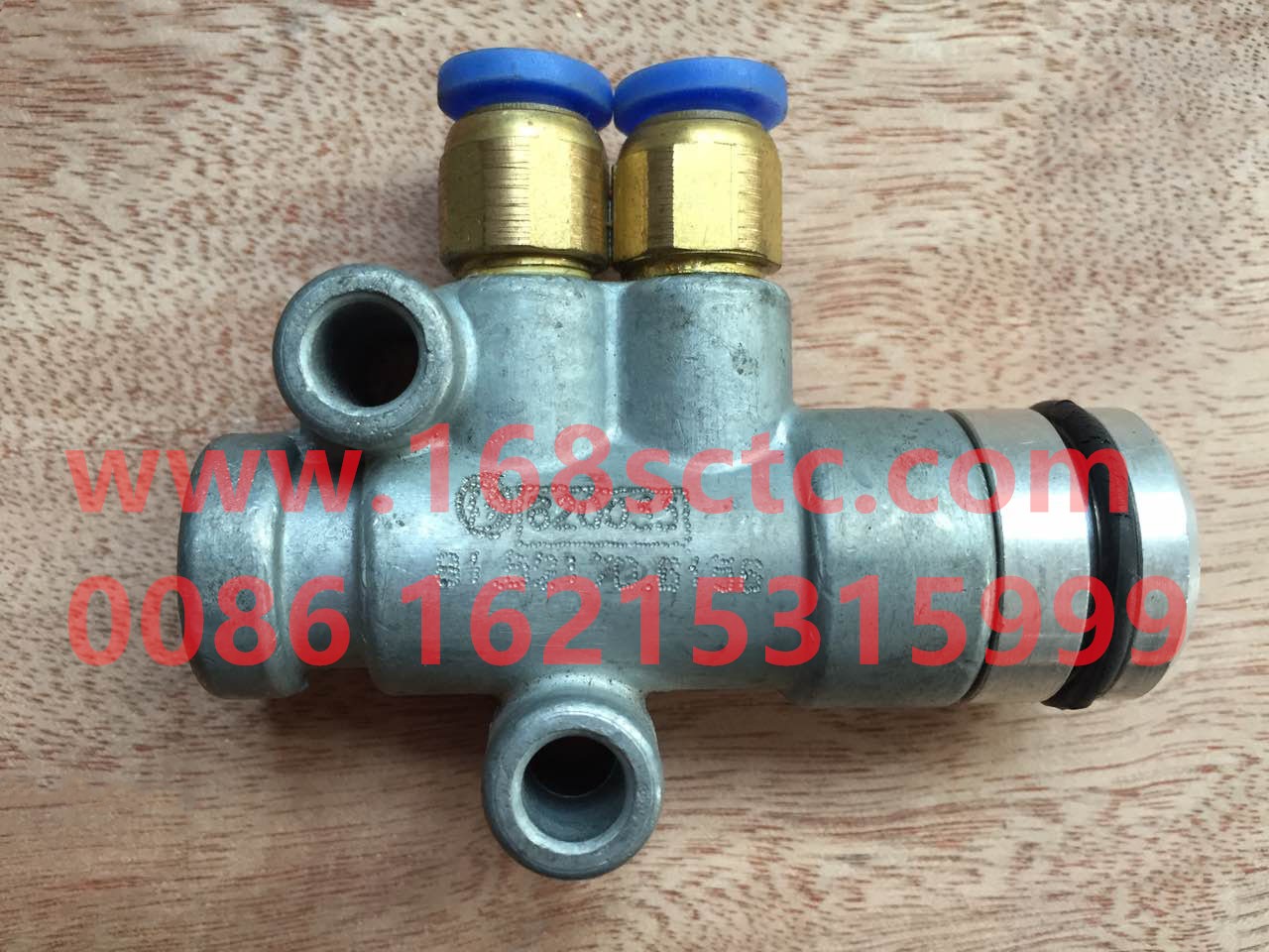 81.52170.6156-SHACMAN-valve-DeLongF2000 2010Kuan