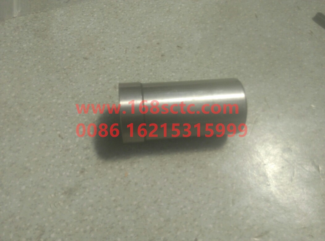 AZ2212050102-SINOTRUK HOWO-idler shaftright-ZhongQiBianSuXiangHW15710