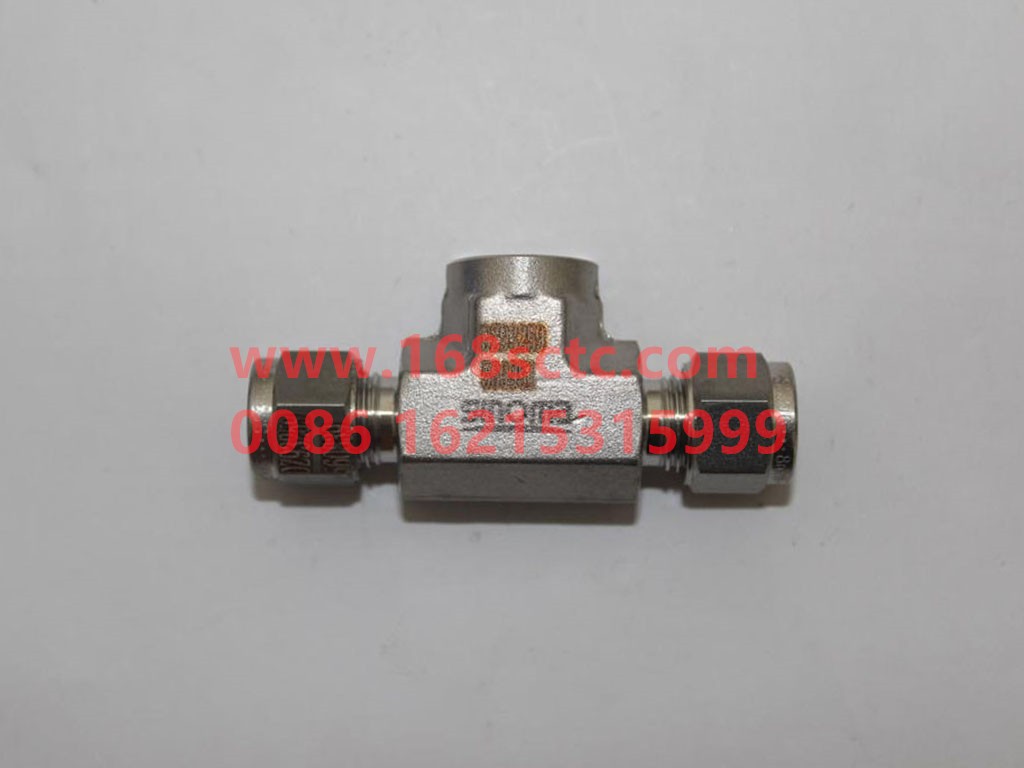 DZ93259560951-SHACMAN-Sensor tee connector (V1003-060100)-DeLongF2000 2015Kuan