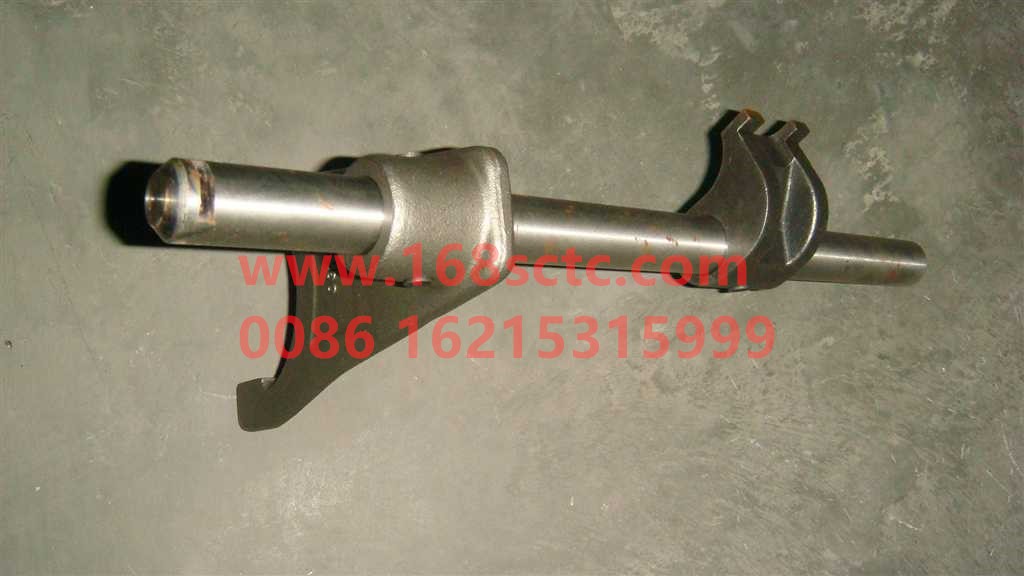 AZ2203220032-SINOTRUK HOWO-Shift fork shaft assemblySecond and third gear-ZhongQiBianSuXiangHW13710