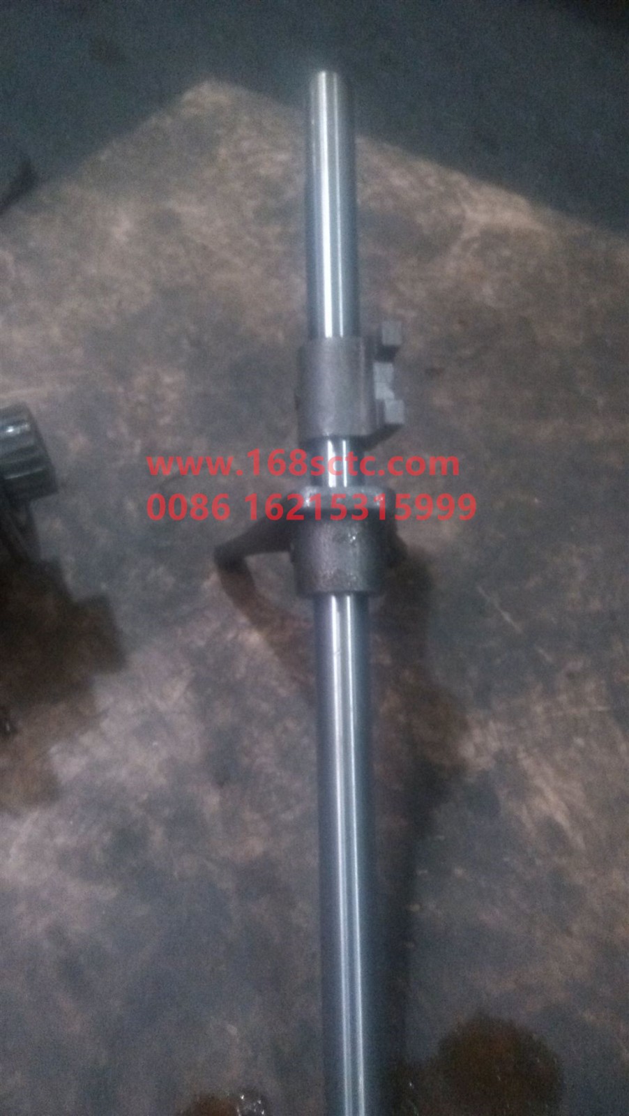 AZ2203220006-SINOTRUK HOWO-Third and fourth gear shift fork shaft assembly-ZhongQiBianSuXiangHW20716A