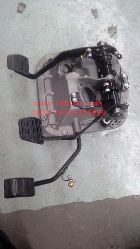 DZ92189230102-SHACMAN-pedal mechanism assembly-DeLongF2000 2015Kuan