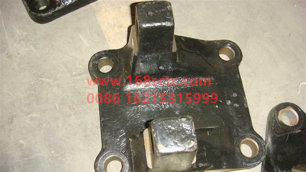 WG9770520290-OTHERS-lower thrust rod bracket-KuangShanBaWang70