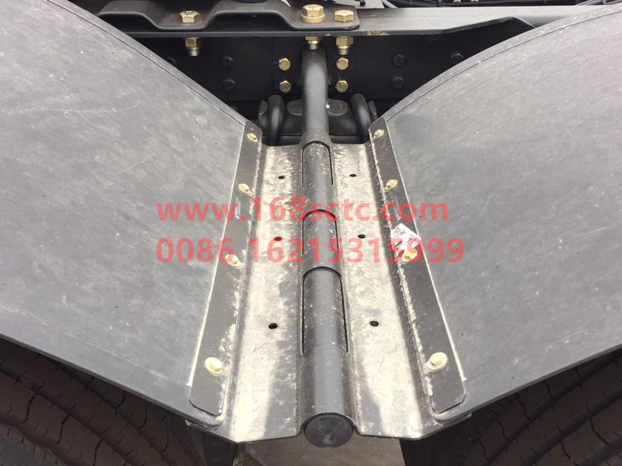 DZ96259950239-SHACMAN-Middle bracket assembly-DeLongXinM3000 2013Kuan