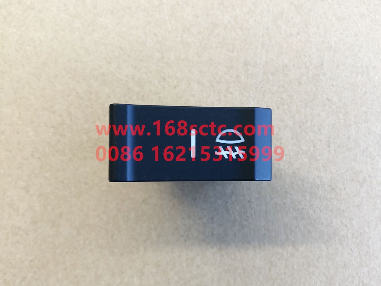 DZ98149584603-SHACMAN-front fog light switch-DeLongL3000 2016Kuan