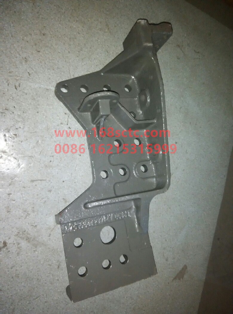 AZ1664430052-SINOTRUK HOWO-front suspension lower bracketrightHOWOA7payment-HaoWoT7HKuan