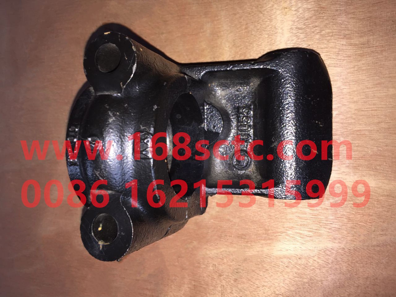 Left bearing seat assembly