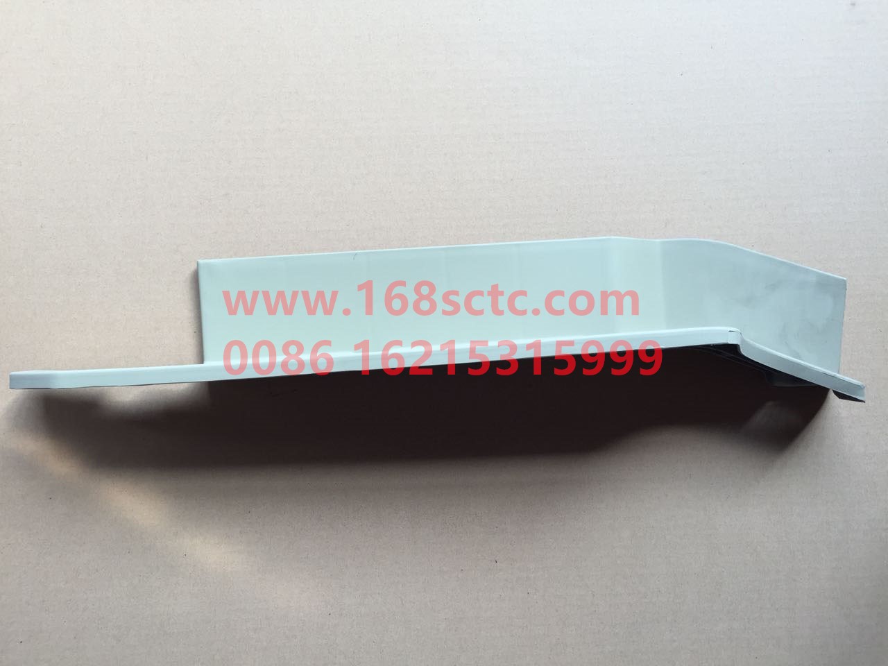 DZ97259623011-SHACMAN-Bumper trim left-DeLongX3000 2013Kuan