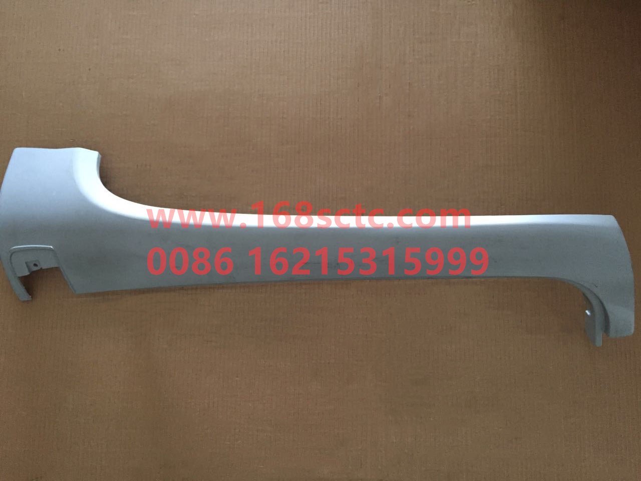 DZ15221110071-SHACMAN-A column exterior trim left HP22405410071-DeLongXinM3000 2013Kuan