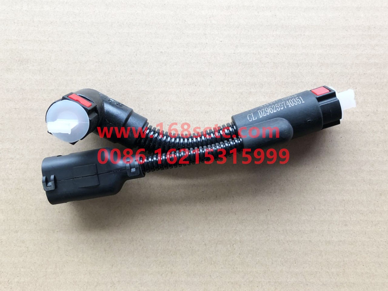 DZ96259740351-SHACMAN-Urea inlet pipe-DeLongXinM3000 2013Kuan