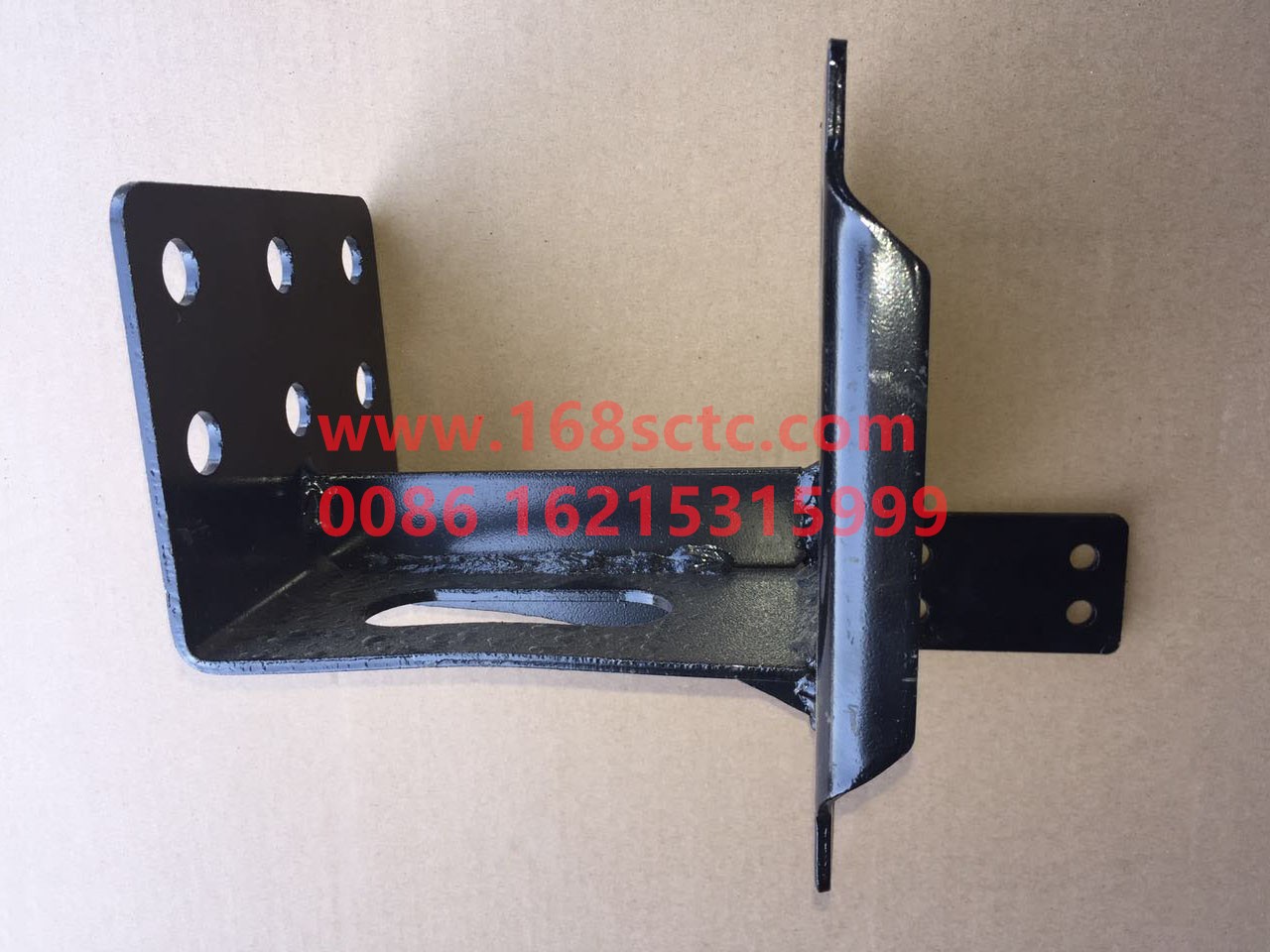 DZ97319360040-SHACMAN-Oil water separator bracket-DeLongX3000 2013Kuan