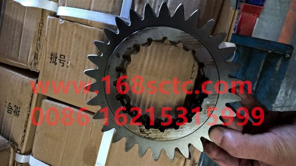 WG2210040267-SINOTRUK HOWO-Spindle fifth gear overdrive-ZhongQiBianSuXiangHW19712CL