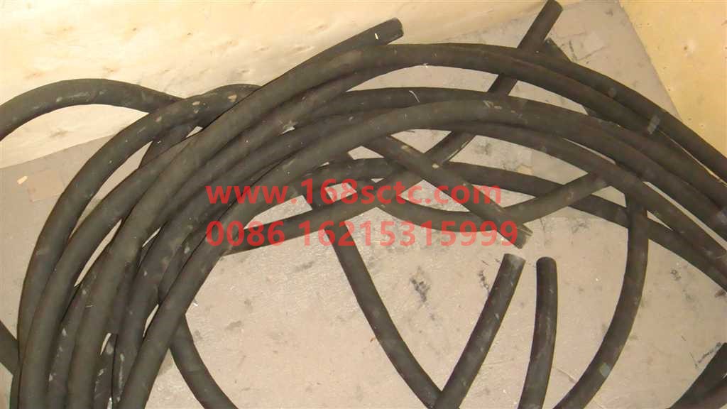 WG9925530081-SINOTRUK HOWO-Warm air pipe inlet hose MOQ 100-HaoWoA7Kuan