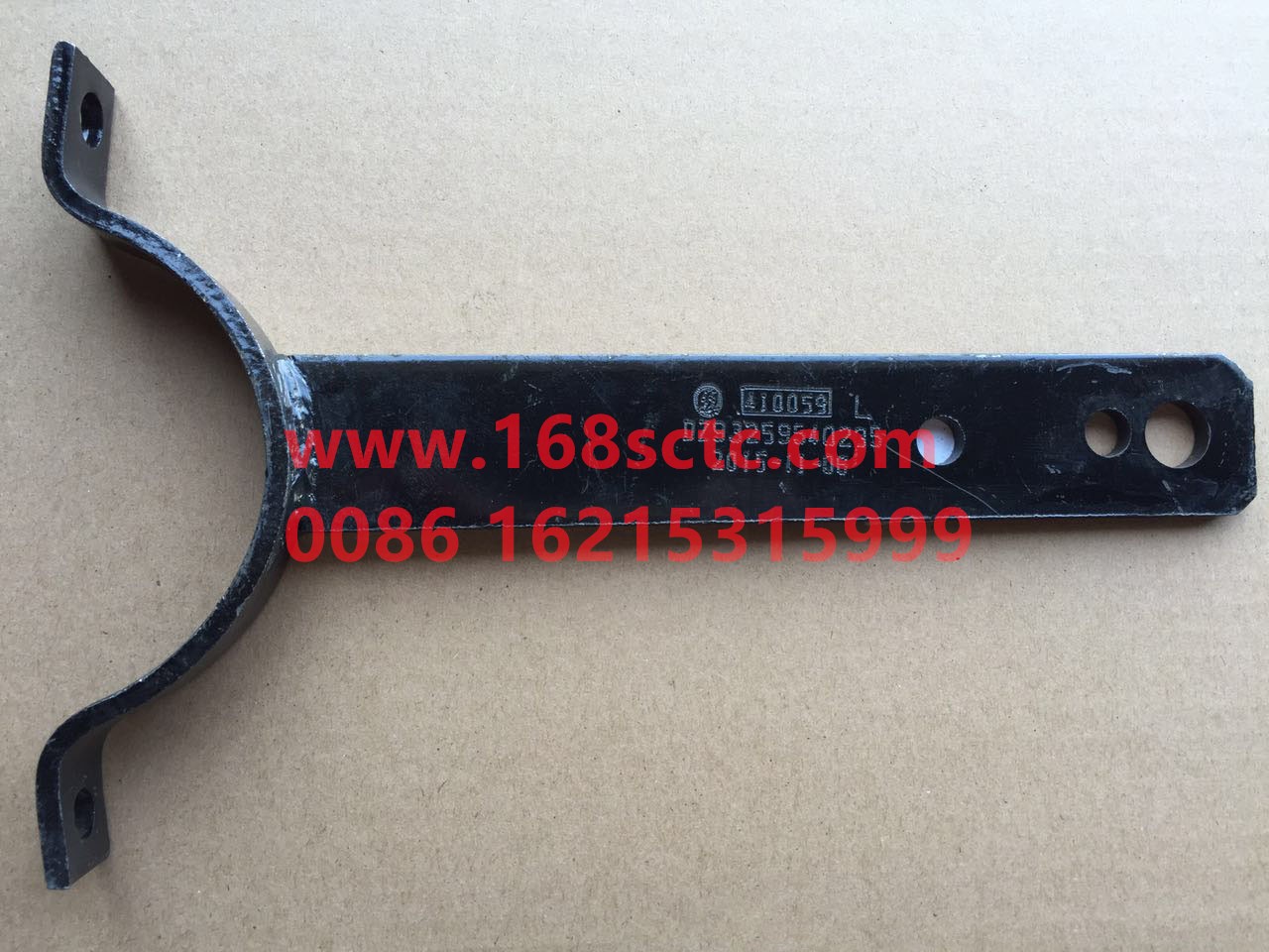 DZ93259540235-SHACMAN-tail pipe bracket-DeLongF2000 2015Kuan