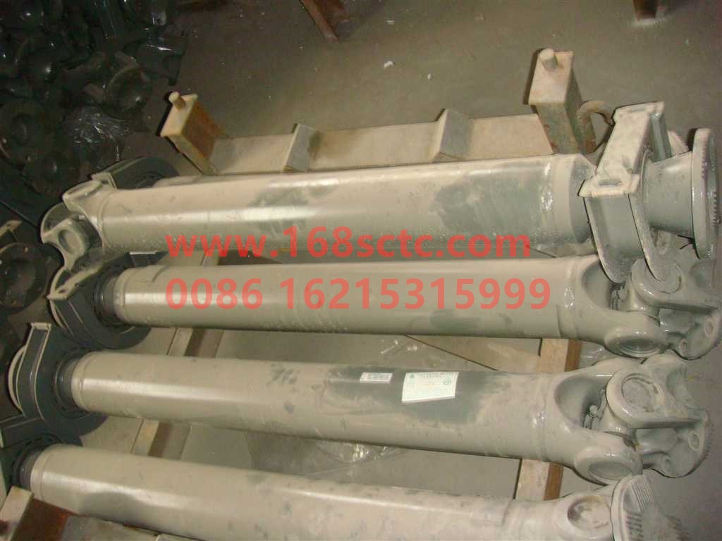 AZ9938311382-SINOTRUK HOWO-Drive shaft middle-HaoWoA7Kuan