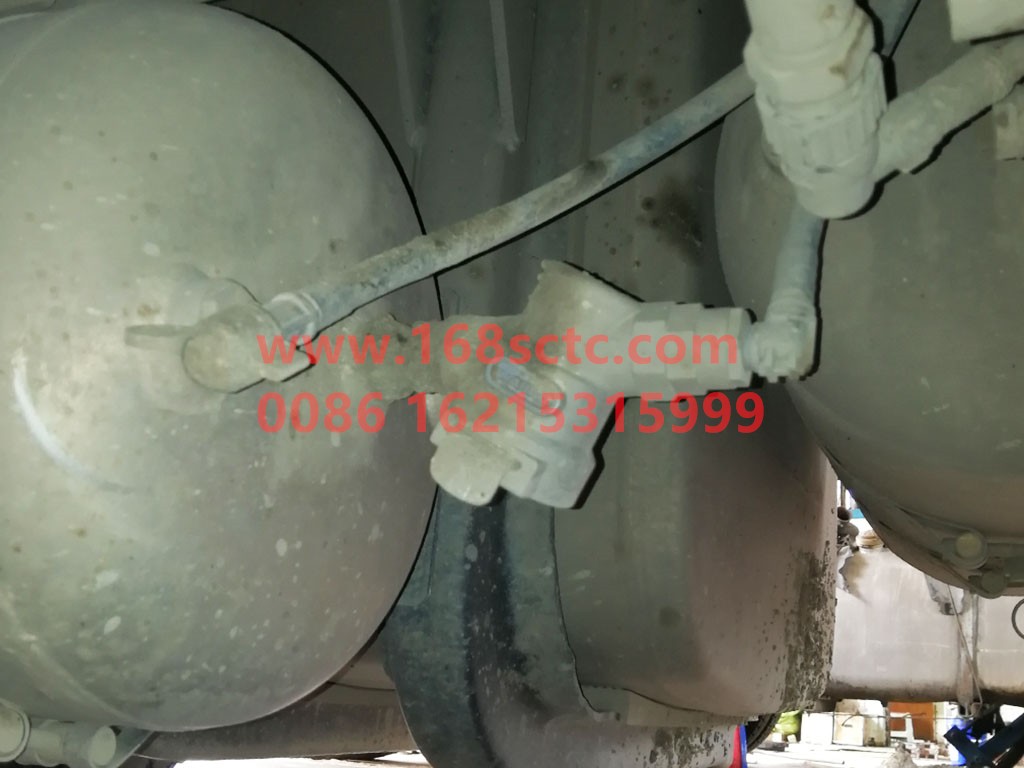 DZ95259360495-SHACMAN-Line filter-DeLongF3000 2015Kuan