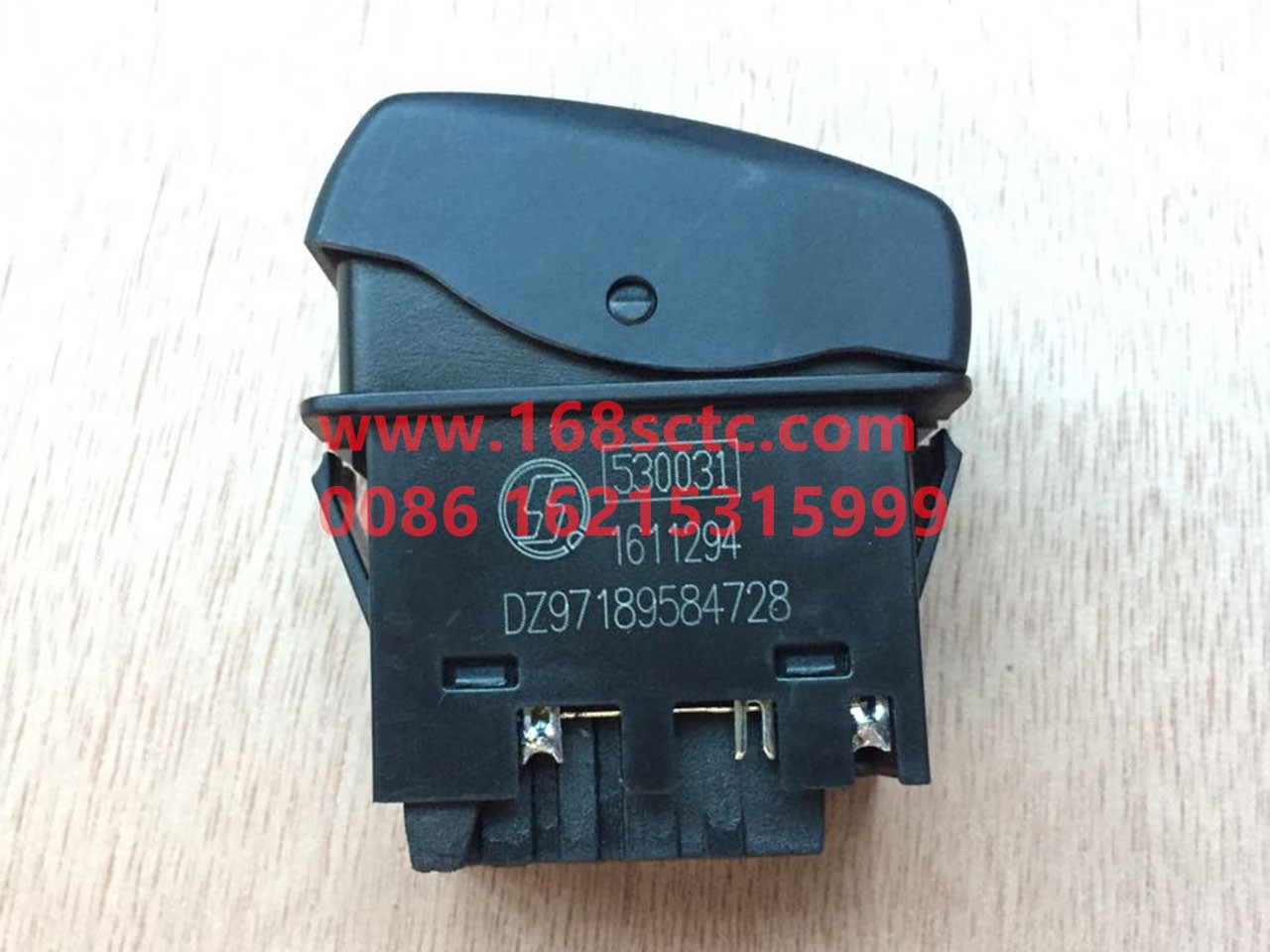 DZ97189584728-SHACMAN-Power take-off work selection switch-DeLongX3000 2013Kuan