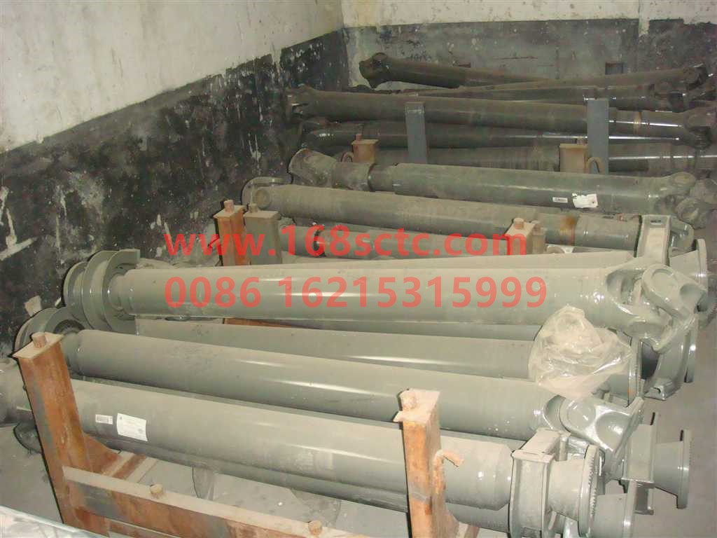 AZ9938311690-SINOTRUK HOWO-Drive shaft middle-HaoWoA7Kuan