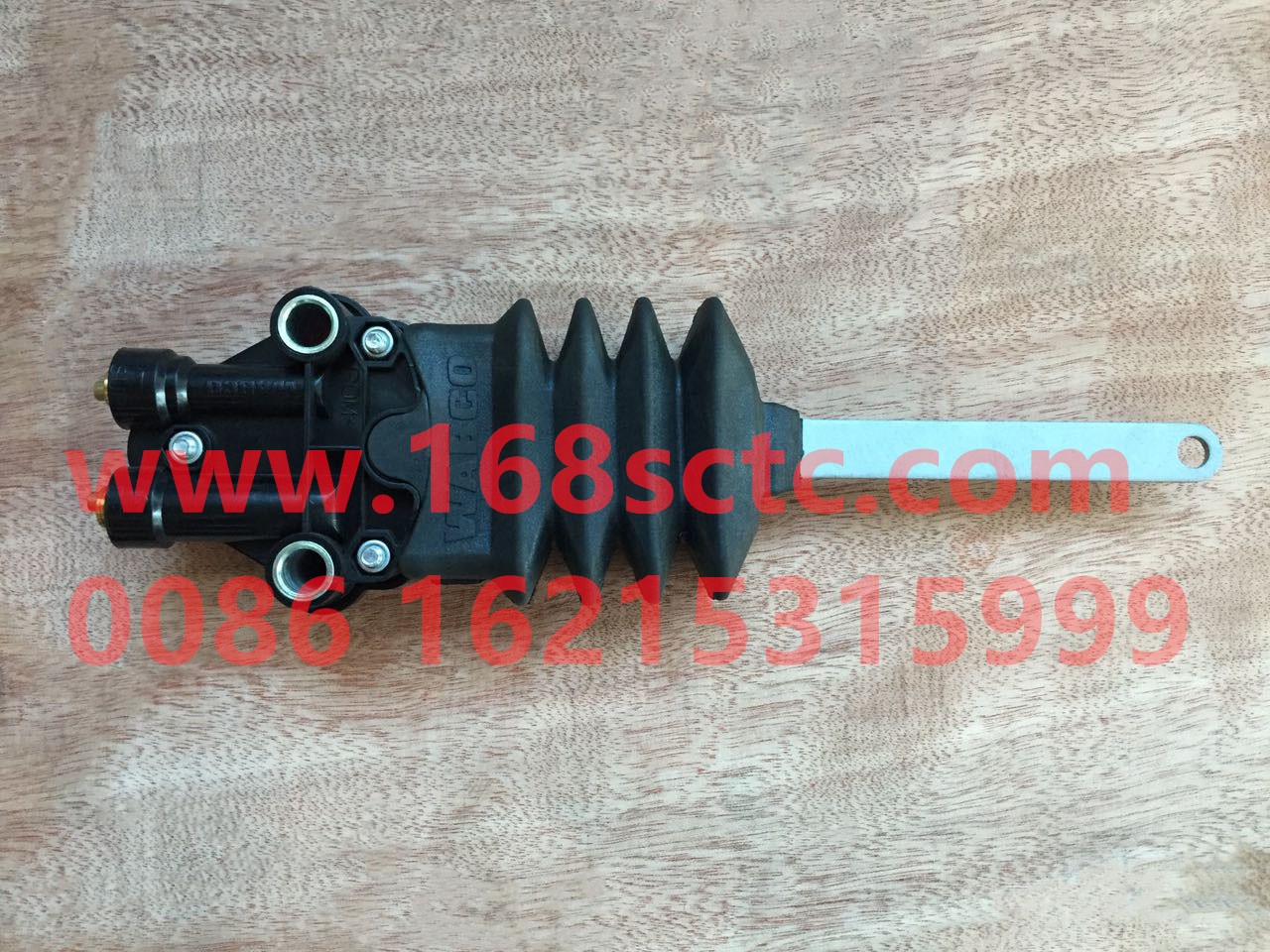 81.43610.6129-SHACMAN-air bag height control valve-DeLongF3000 2009Kuan