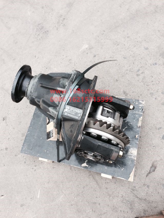 AZ9231320704-SINOTRUK HOWO- Main reducer assembly, rear axle i=4.42 Φ180 face tooth strengthened differential-ZhongQiHouQiaoST13