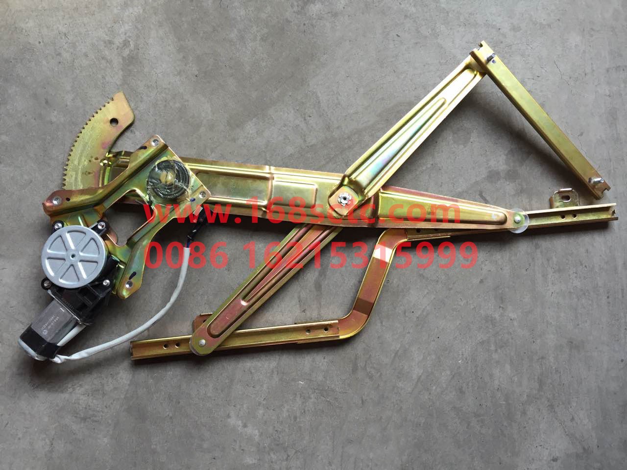 DZ15221330068-SHACMAN-glass regulatorrightelectric-DeLongXinM3000 2013Kuan