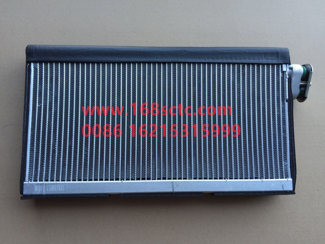 PDZ15221840701A-SHACMAN-Evaporator core (A029)-DeLongXinM3000 2015Kuan