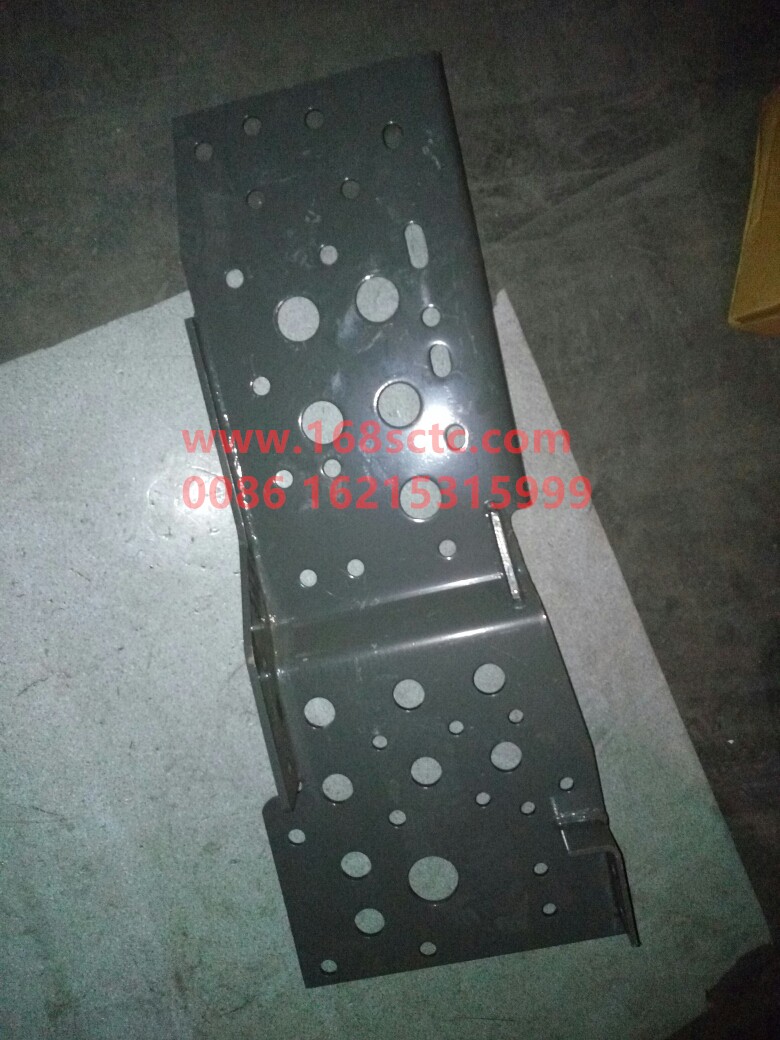 WG9525930093-SINOTRUK HOWO-bumper bracket left-HaoHan2012Kuan