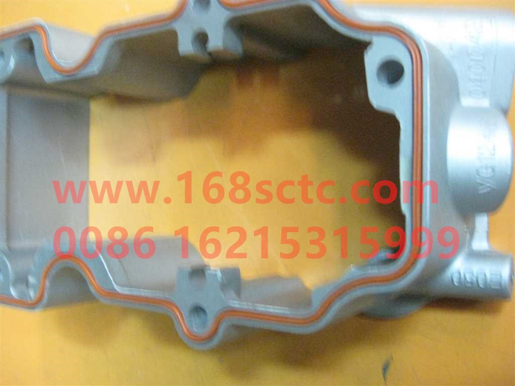 VG1246040042-SINOTRUK HOWO-Cylinder head cover assembly (rocker arm cover upper cover assembly)-ZhongQiFaDongJiT12.42-50