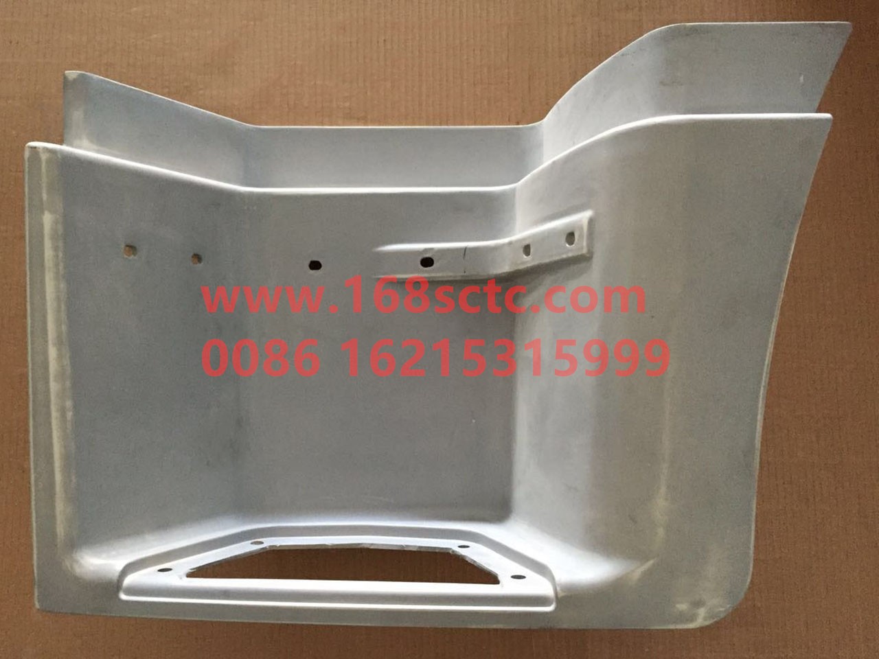 DZ15221242453-SHACMAN-door stepsbottom leftnew M3000No paint-DeLongM3000 2012Kuan