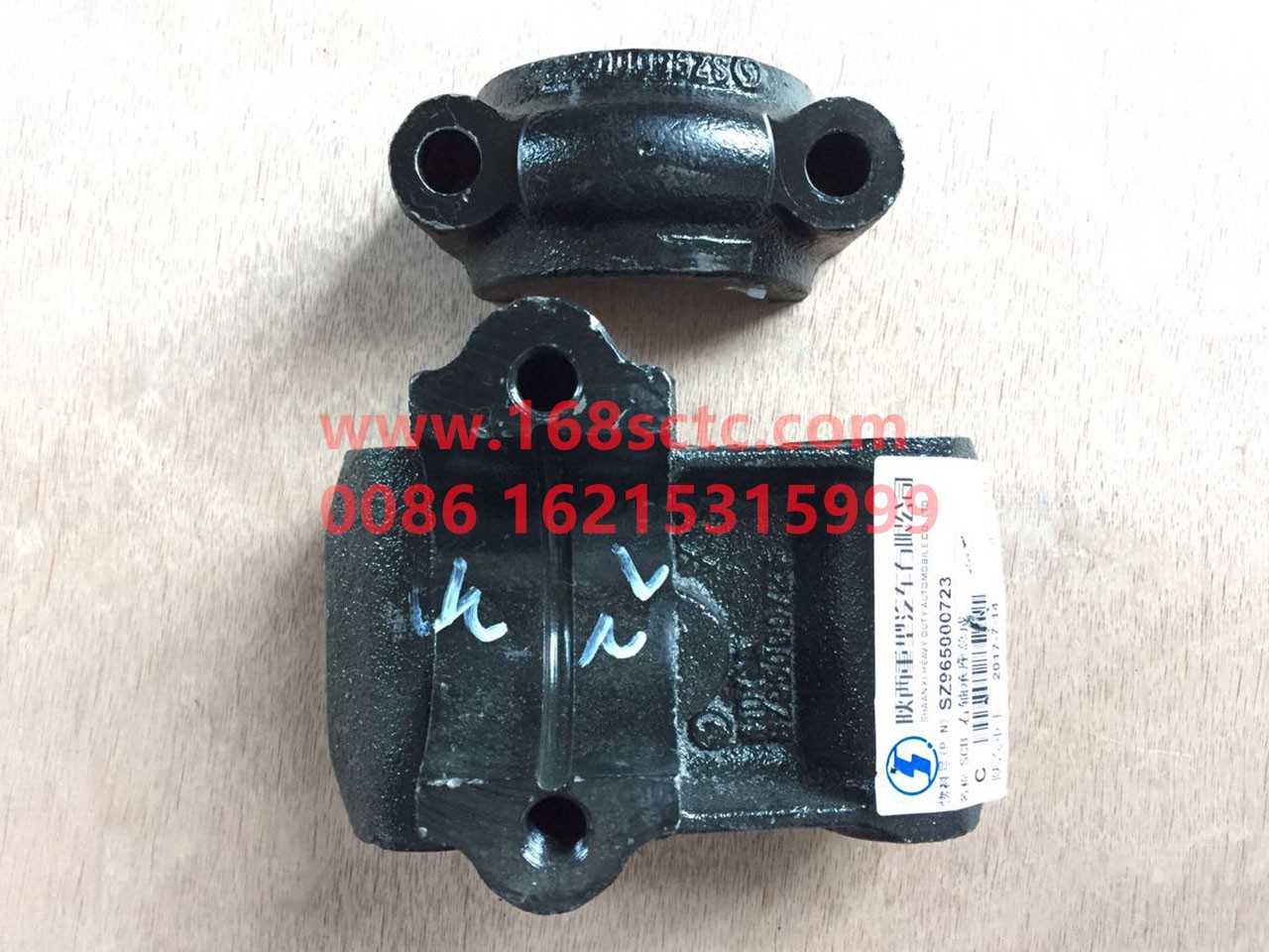 SZ965000723-SHACMAN-Bearing seat assembly right SCB-DeLongM3000 2012Kuan