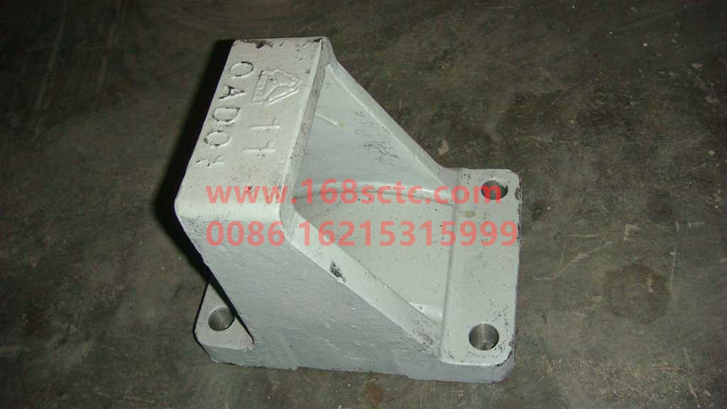 WG9138520011-SINOTRUK HOWO-Rear leaf spring front bracket left-HaoWo2008Kuan