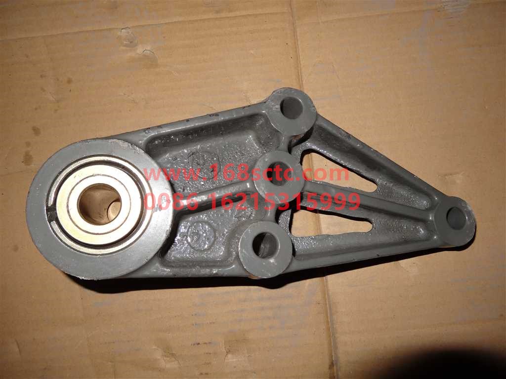 WG9725520099-SINOTRUK HOWO-Front spring rear bracket right-HaoWoT7HKuan