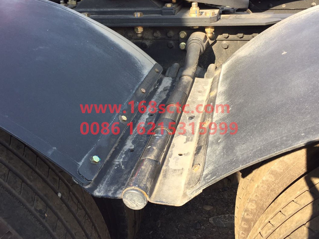 DZ95259955605-SHACMAN-Left middle bracket assembly-DeLongF3000 2015Kuan