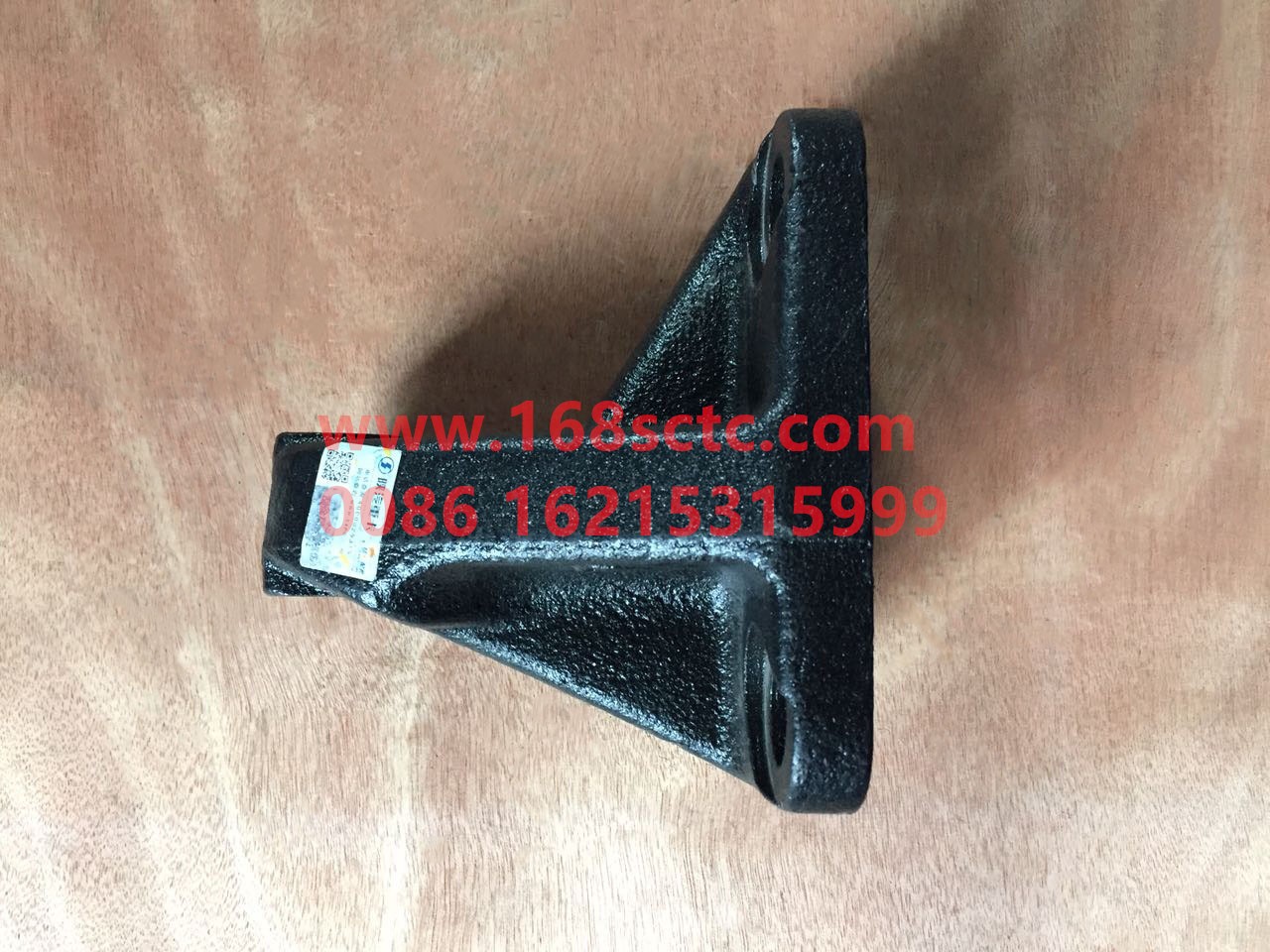 DZ95259590084-SHACMAN-Engine bracket right rear-DeLongF3000 2015Kuan