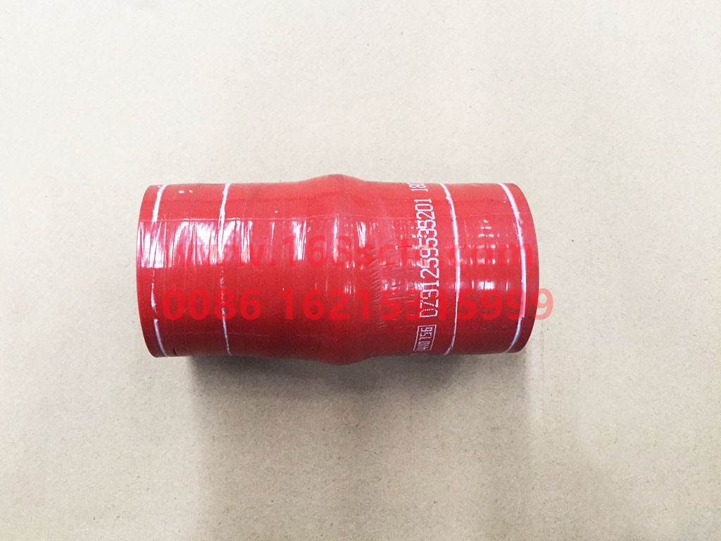 DZ91259535201-SHACMAN-Radiator water outlet connection hose-AoLong2011Kuan